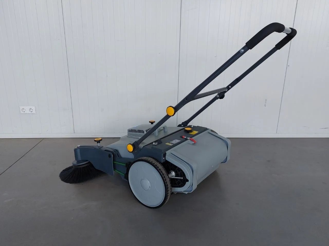 Meijer V65 Mini Sweeper Demo model