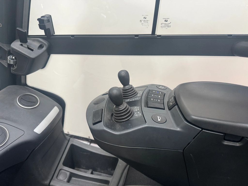 Linde H 25 D-01