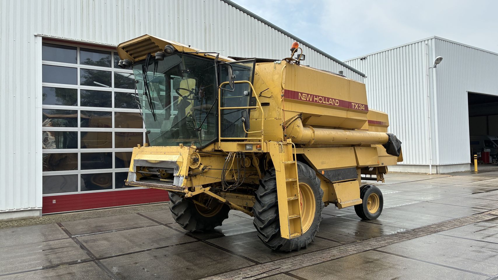 New Holland TX 34