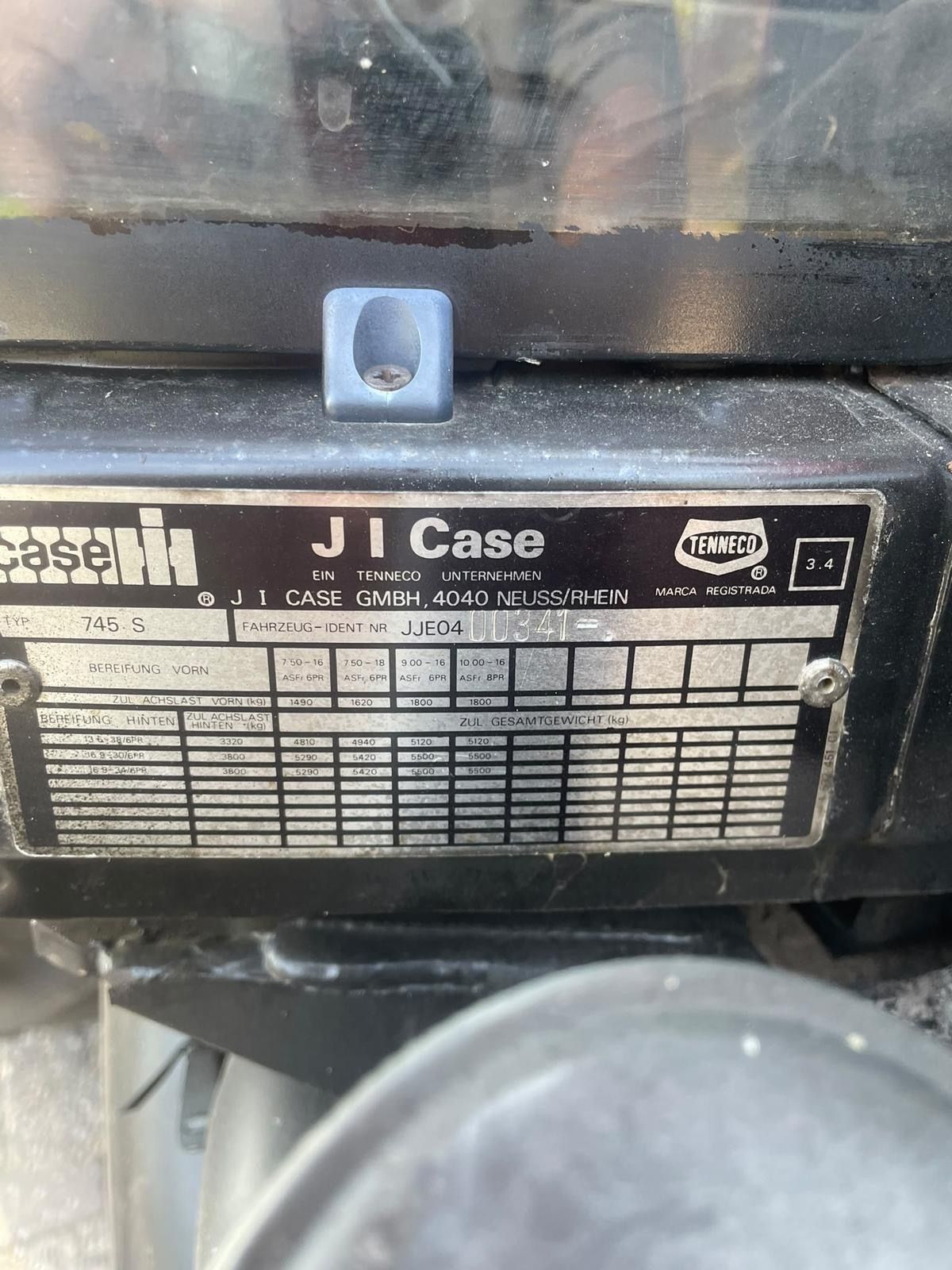 Case IH 745xl