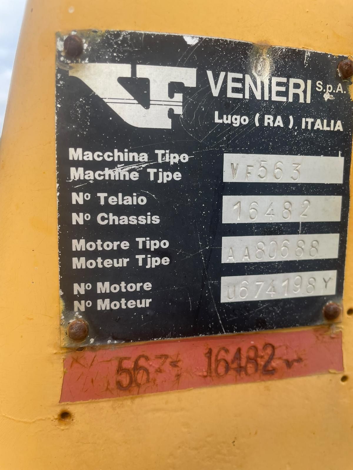 Vennierri 563