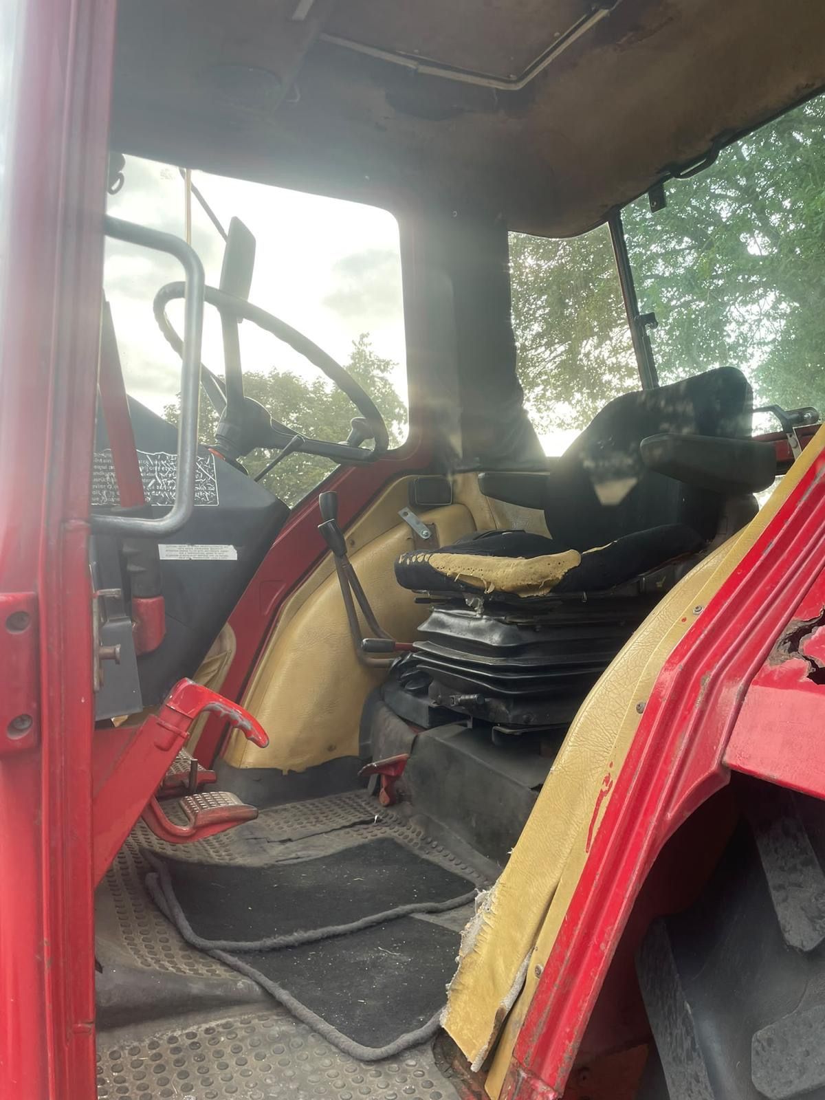 International 745xl