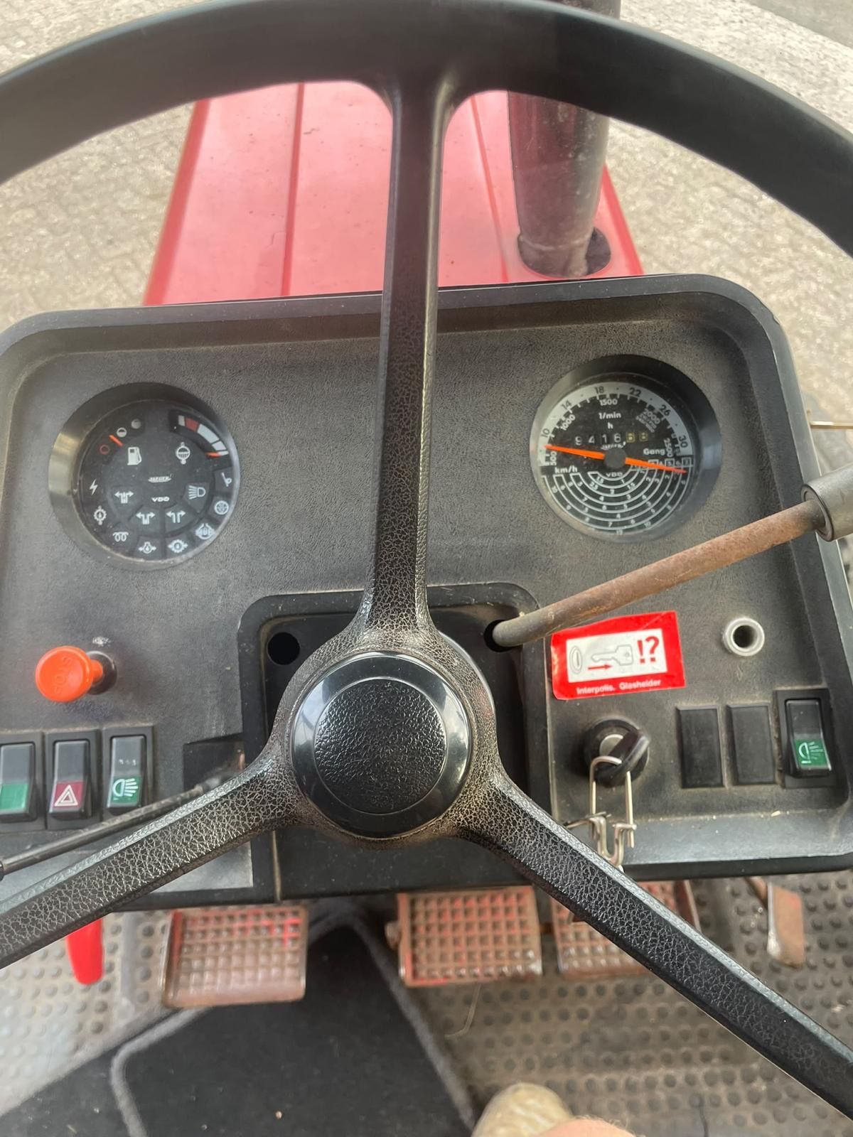 International 745xl