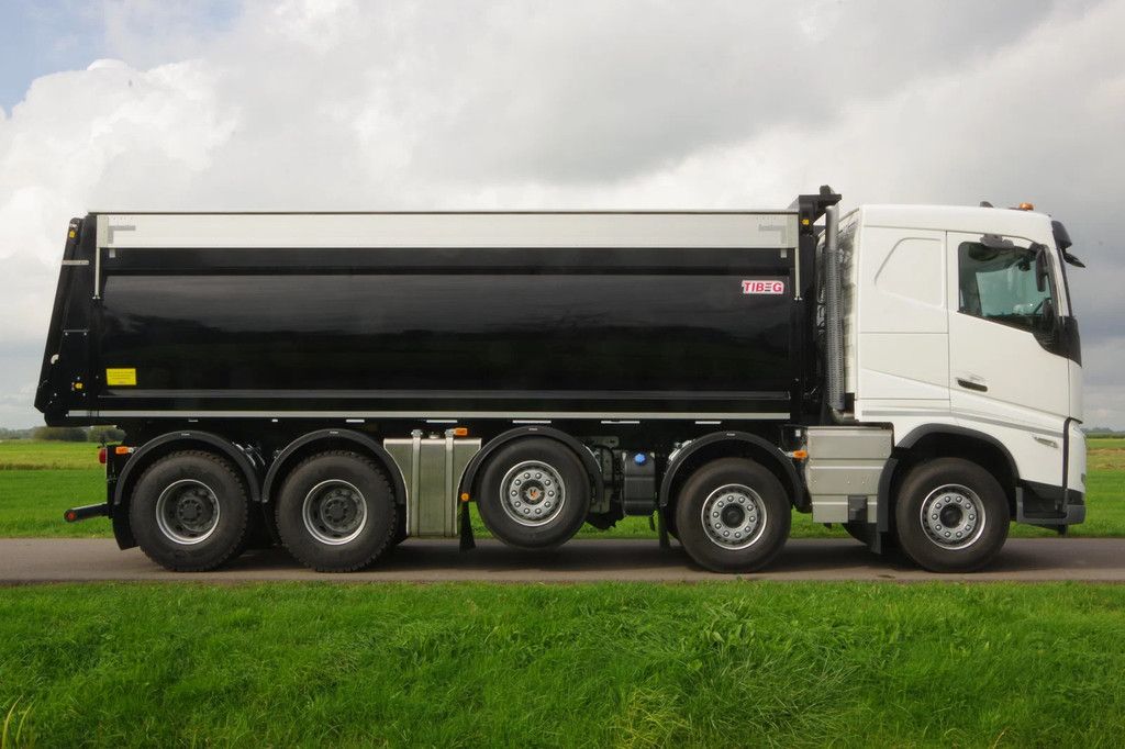 Volvo FH 460 49-tons 10x4 midlift met Tibeg kipper