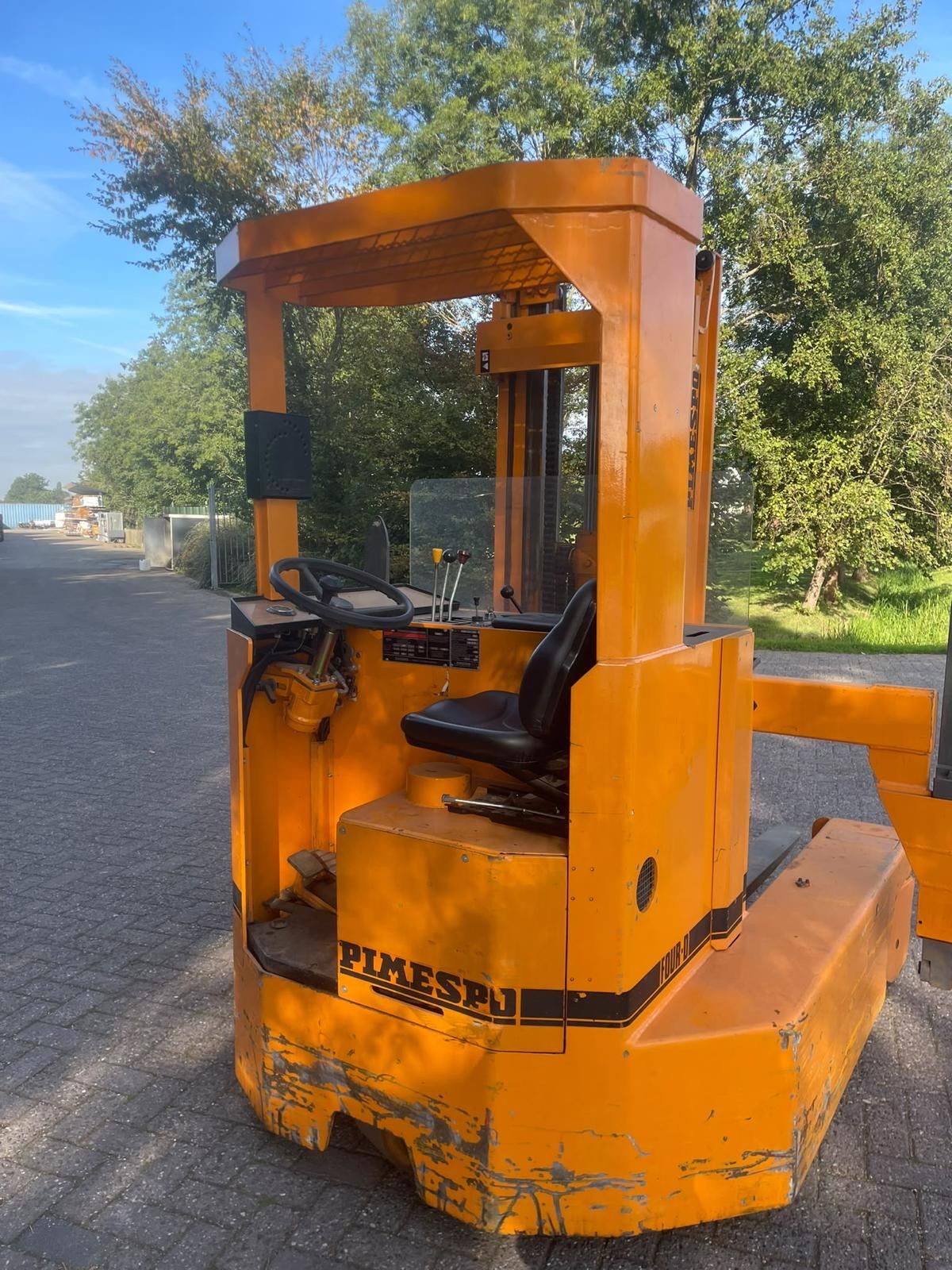 Pimespo zijlader vierwegtruck