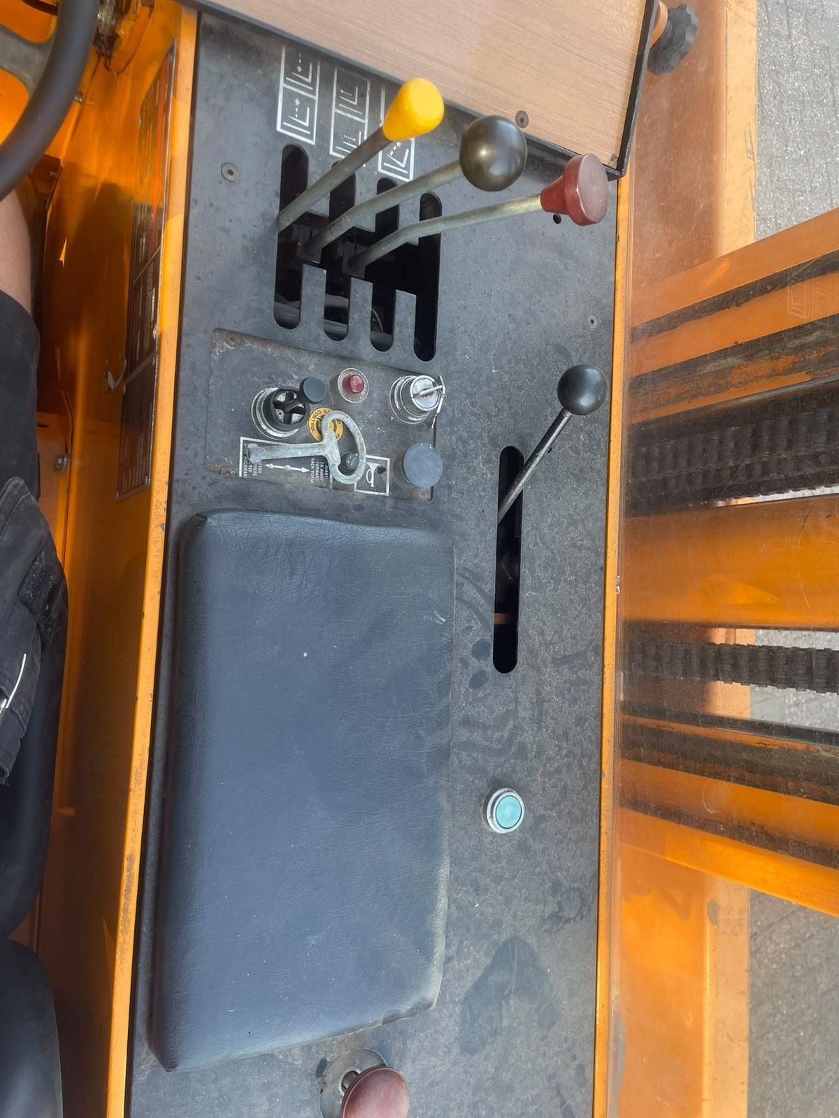 Pimespo zijlader vierwegtruck