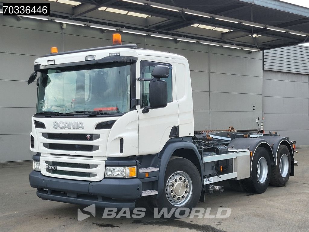 Scania P370 6X4