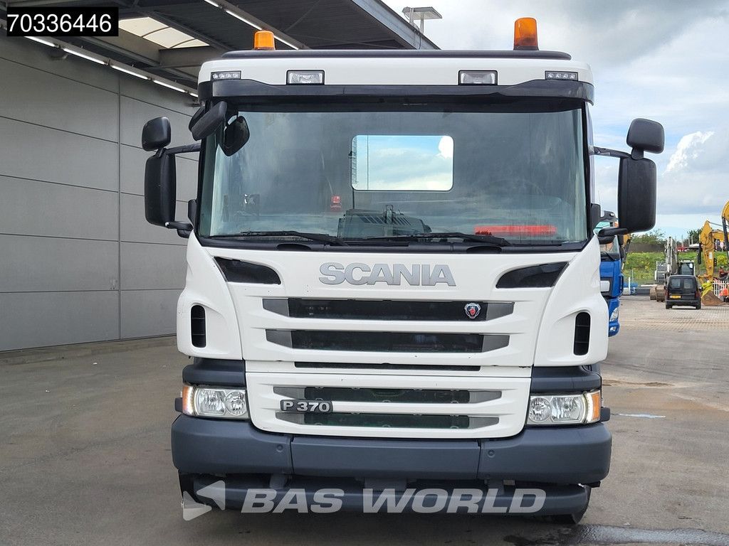 Scania P370 6X4