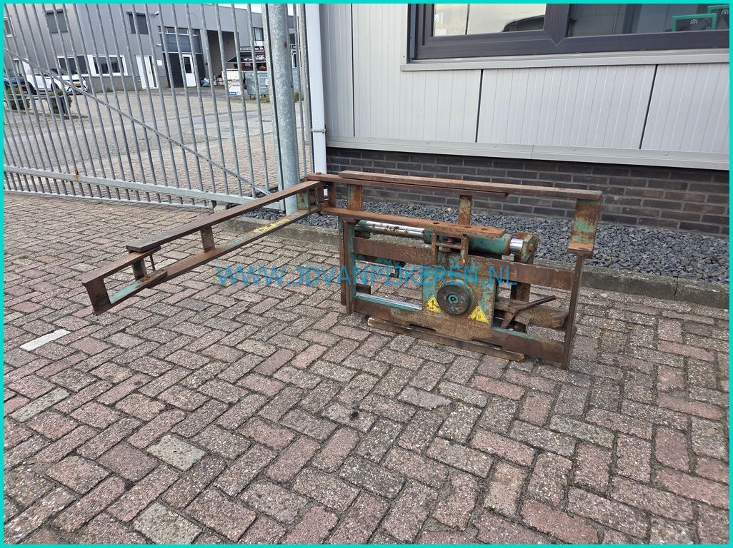 3x kantelaar / rontator FEM 2 en FEM 3 met sideshift