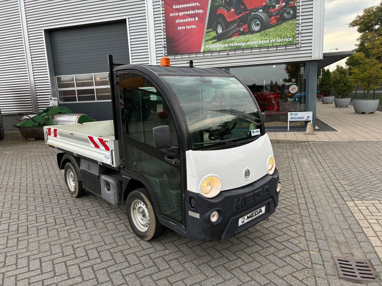 Mega RNH9 electrische wagen
