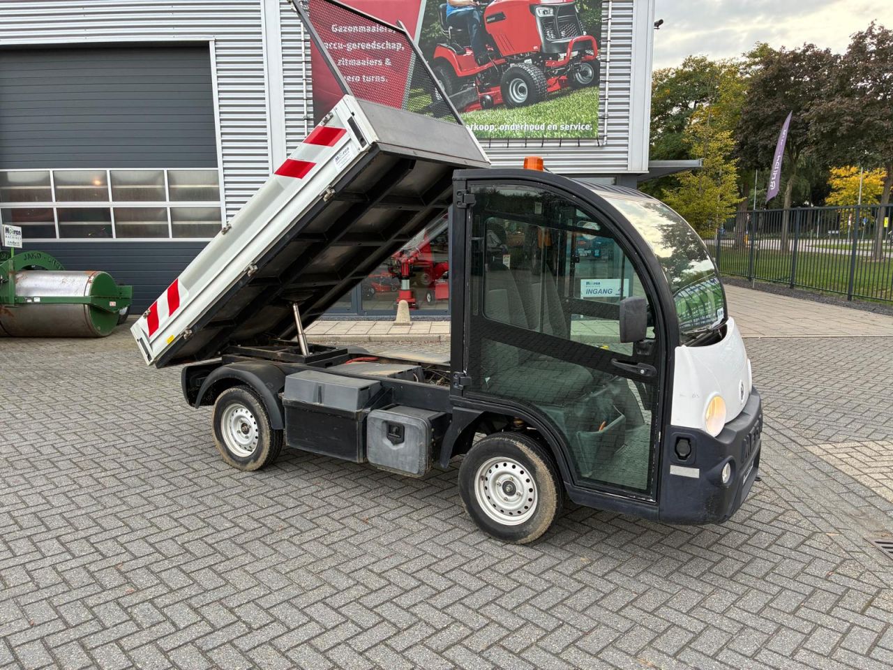Mega RNH9 electrische wagen