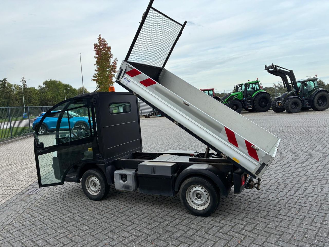 Mega RNH9 electrische wagen
