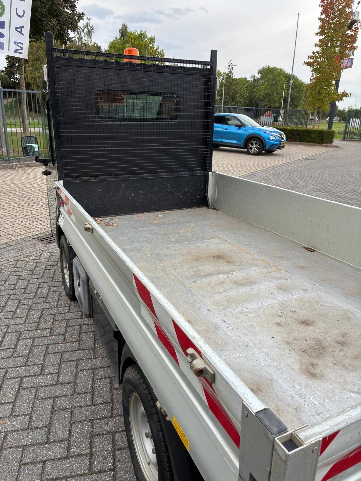 Mega RNH9 electrische wagen