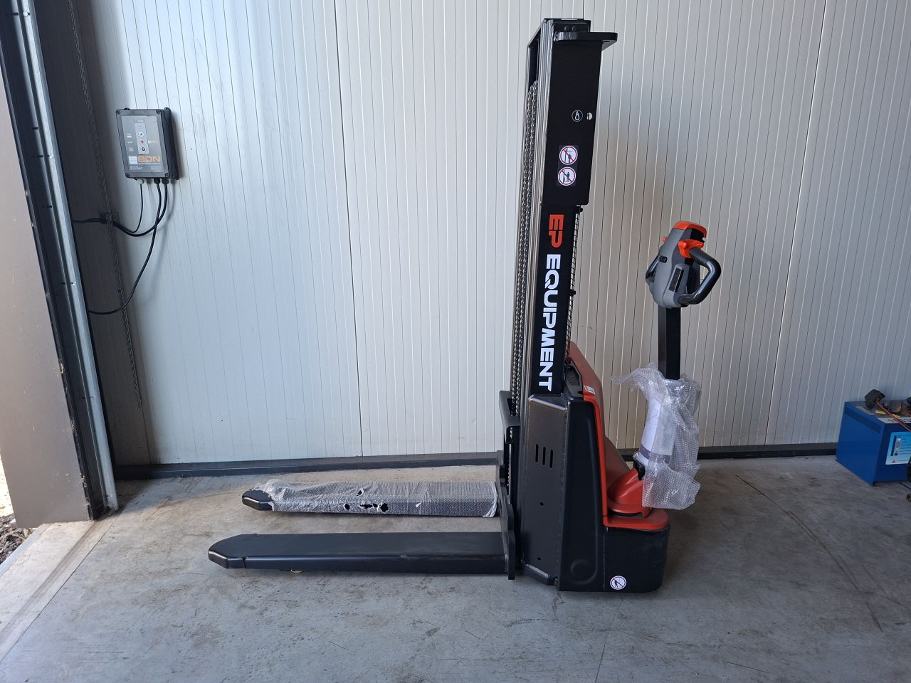 EP DS3 Elektrische stapelaar 1500 kg 2700 - 4150 mm vanaf