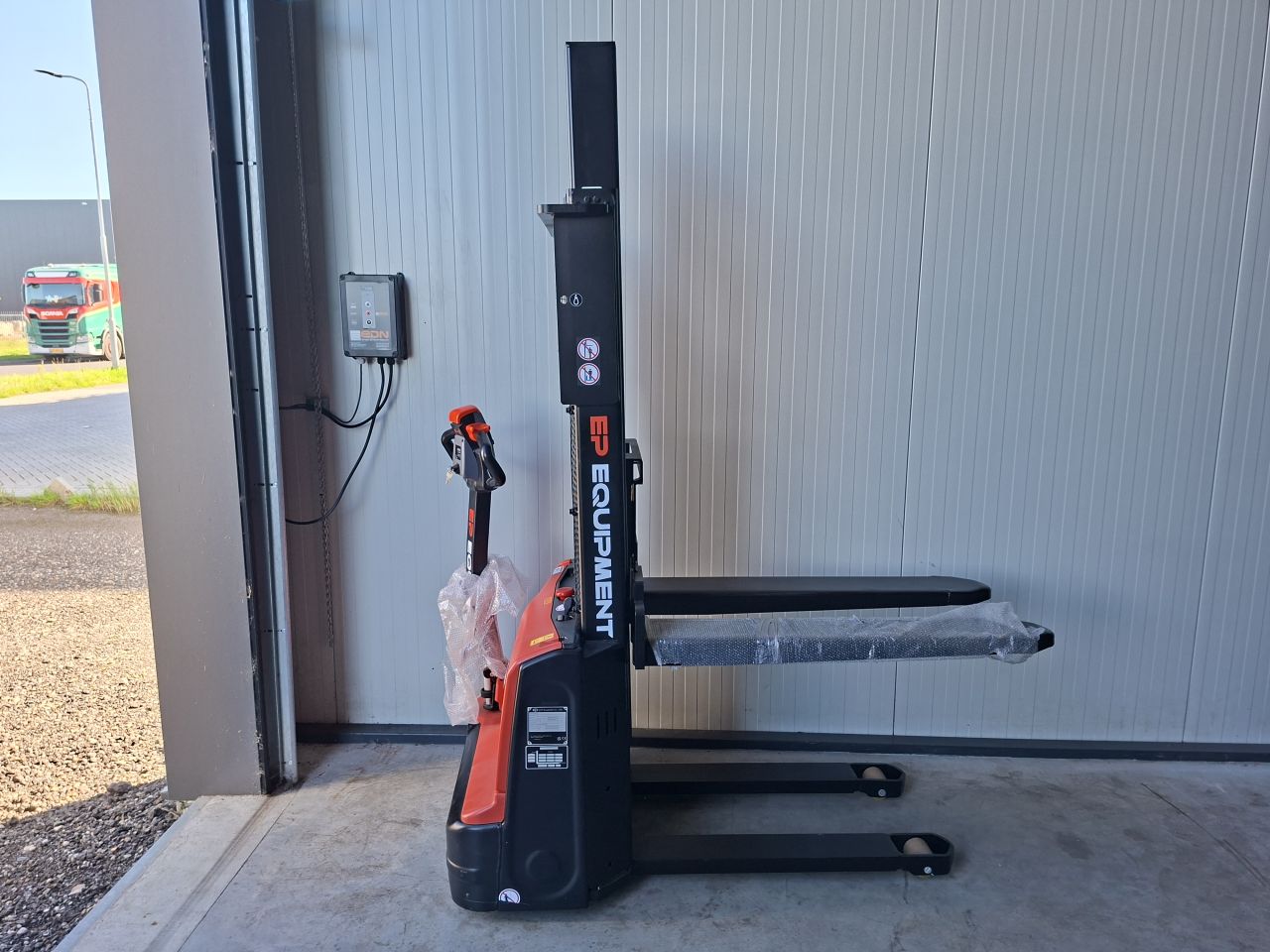 EP DS3 Elektrische stapelaar 1500 kg 2700 - 4150 mm vanaf
