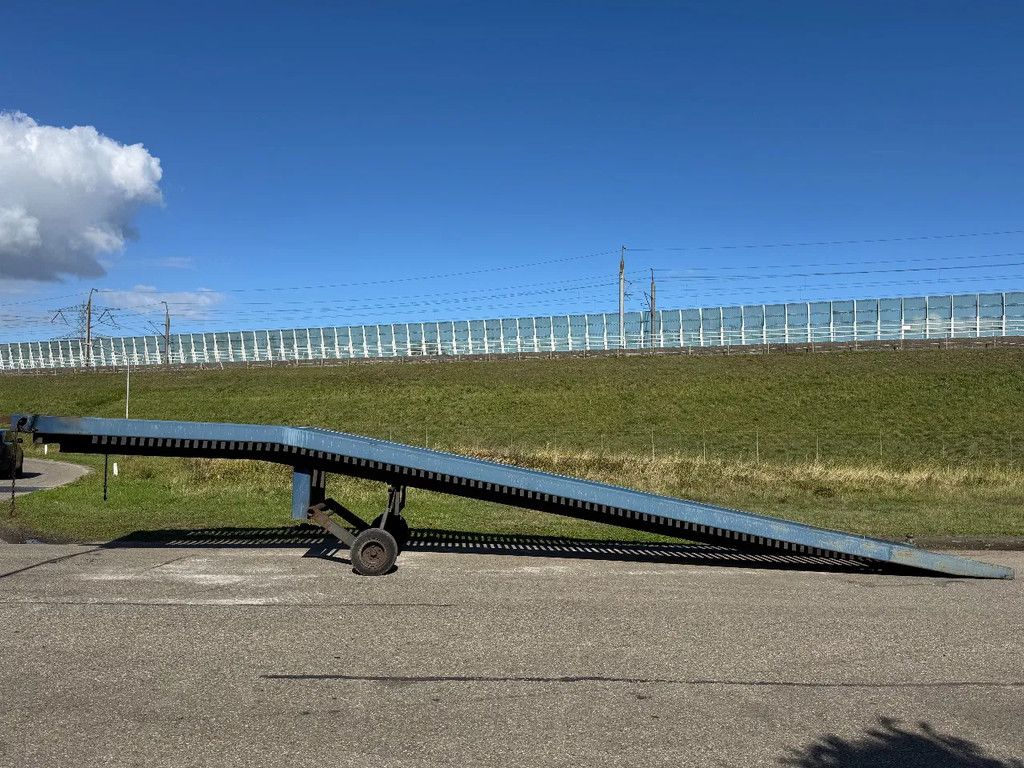 Overige mobiele laadramp laaddock oprijbrug