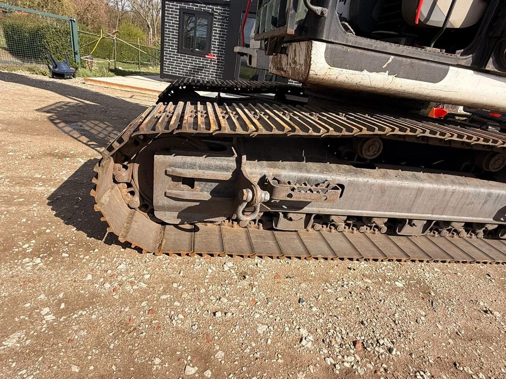 Hidromek HMK220LC-4