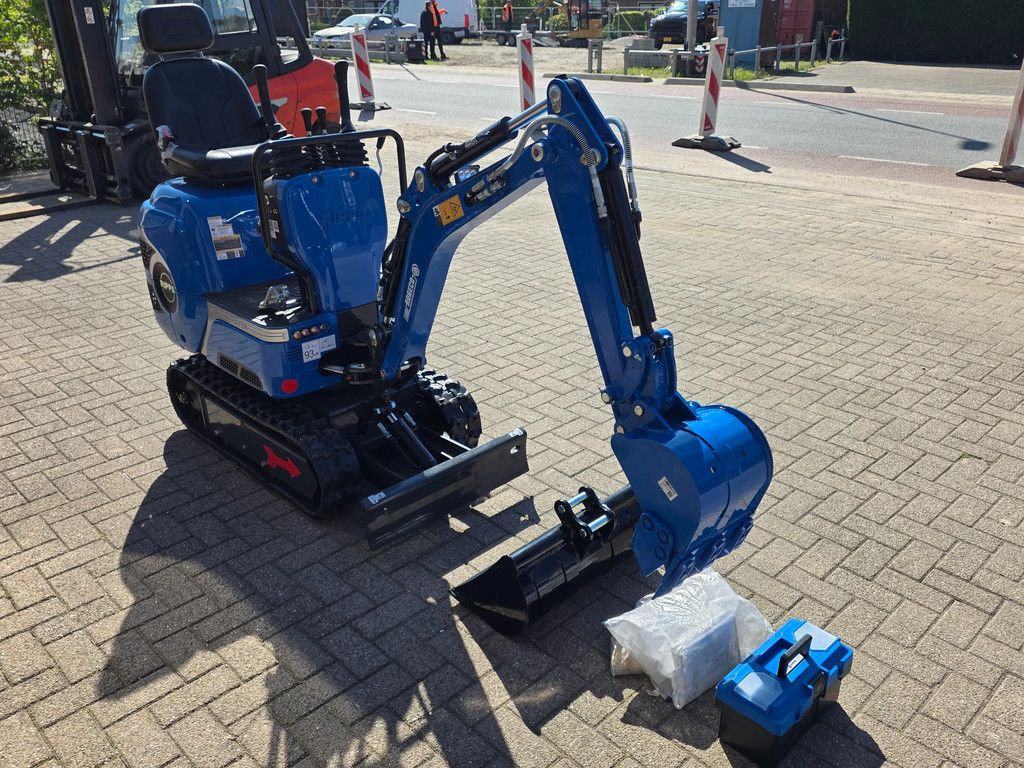 Kubota K 008 rippa 2 cil kubota minigraver graafmachine