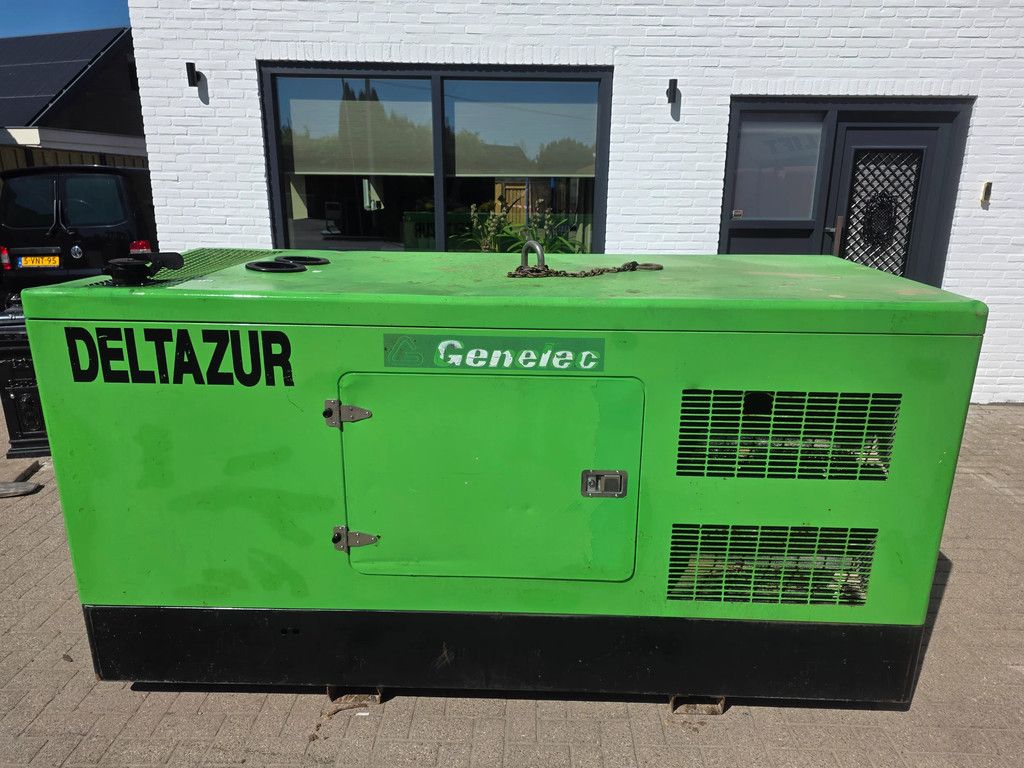 Atlas Copco Genelac 100 kva generator aggregaat iveco