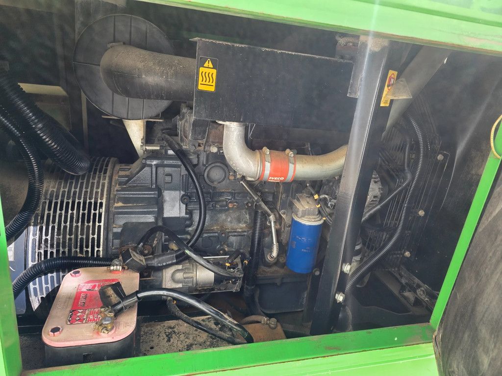 Atlas Copco Genelac 100 kva generator aggregaat iveco