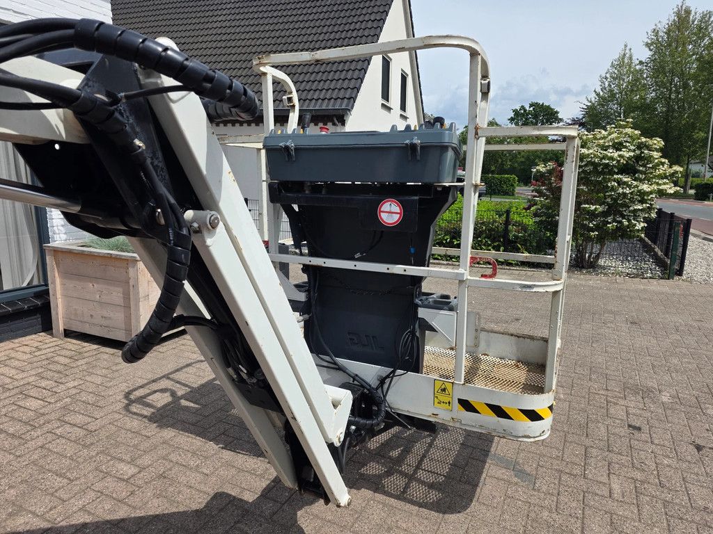 JLG 340aj knikarm hoogwerker