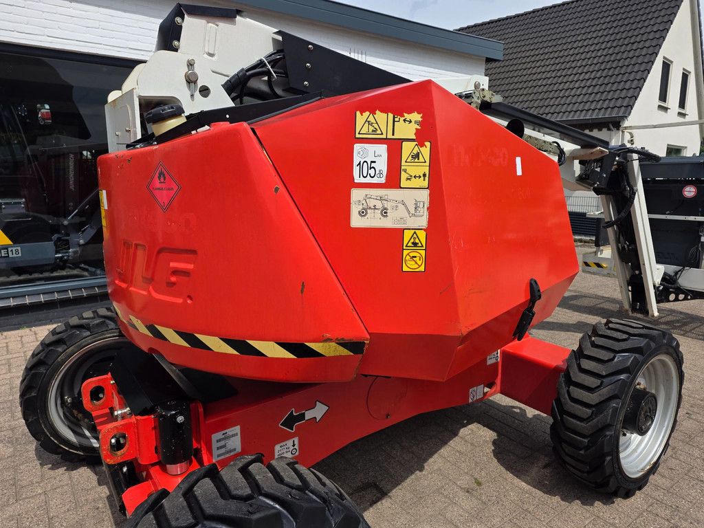 JLG 340aj knikarm hoogwerker