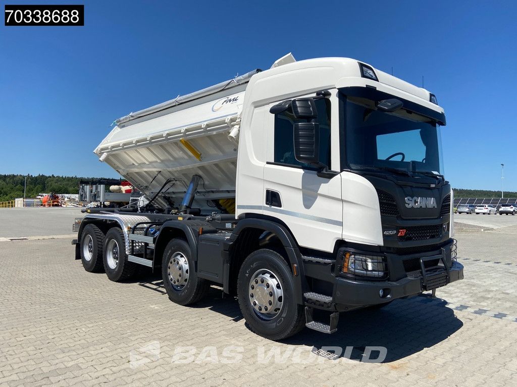 Scania P420 8X4