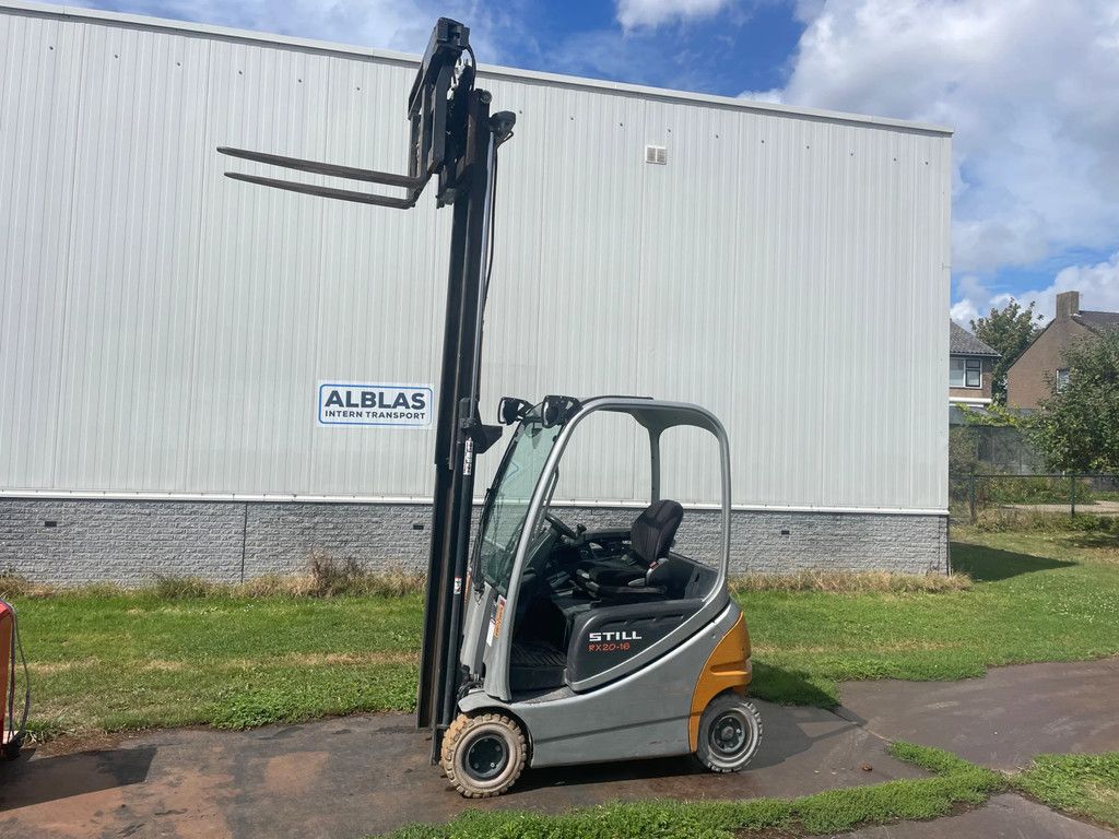 Still RX20-16 vierwielheftruck freelift en met rotator
