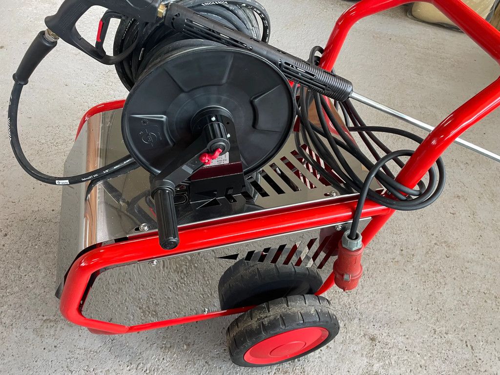 Meclean Powerjet 200/15 met haspel en spuitlans NIEUW!