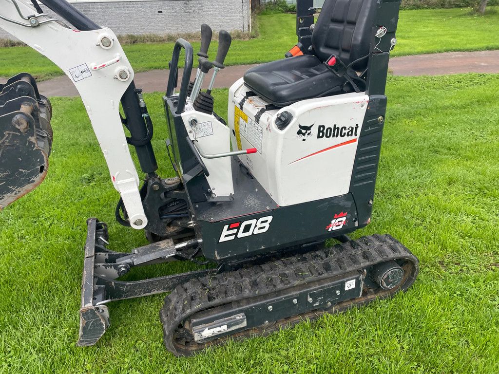 Bobcat E08 minigraafmachine 69 uur!