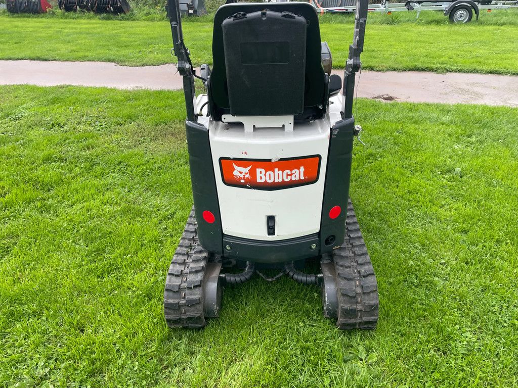Bobcat E08 minigraafmachine 69 uur!