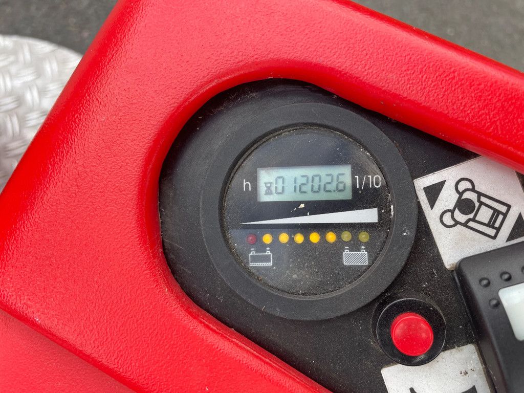 Meclean 1200 opzitveegmachine met hoogkiepbak