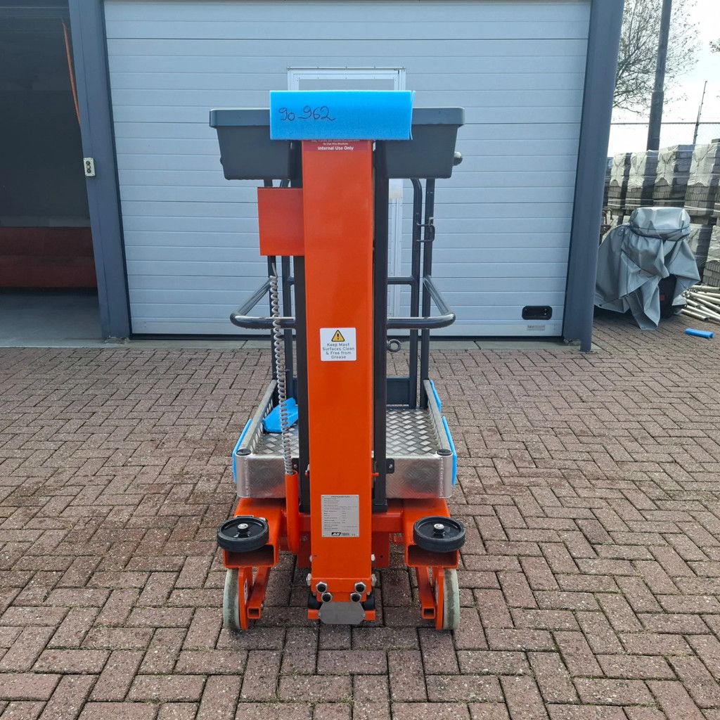JLG Power Towers Nano Nano