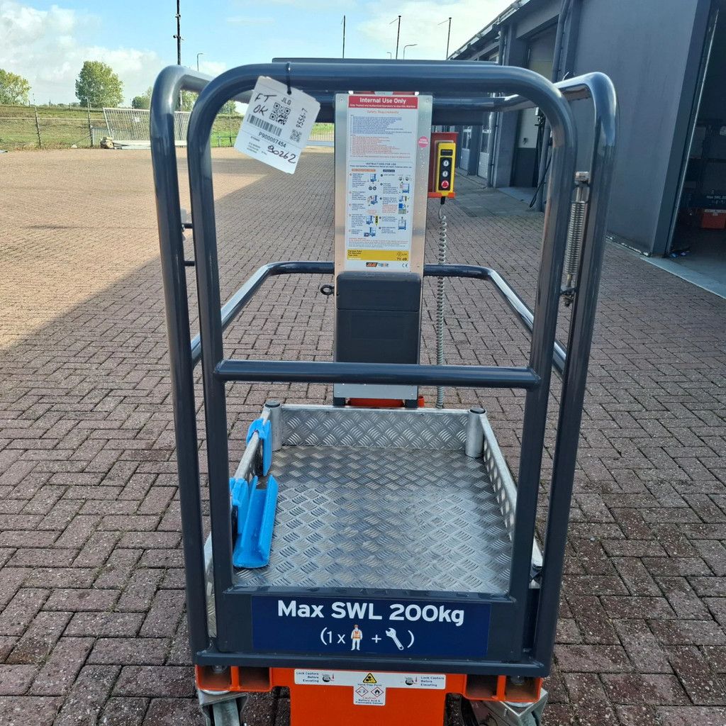 JLG Power Towers Nano Nano