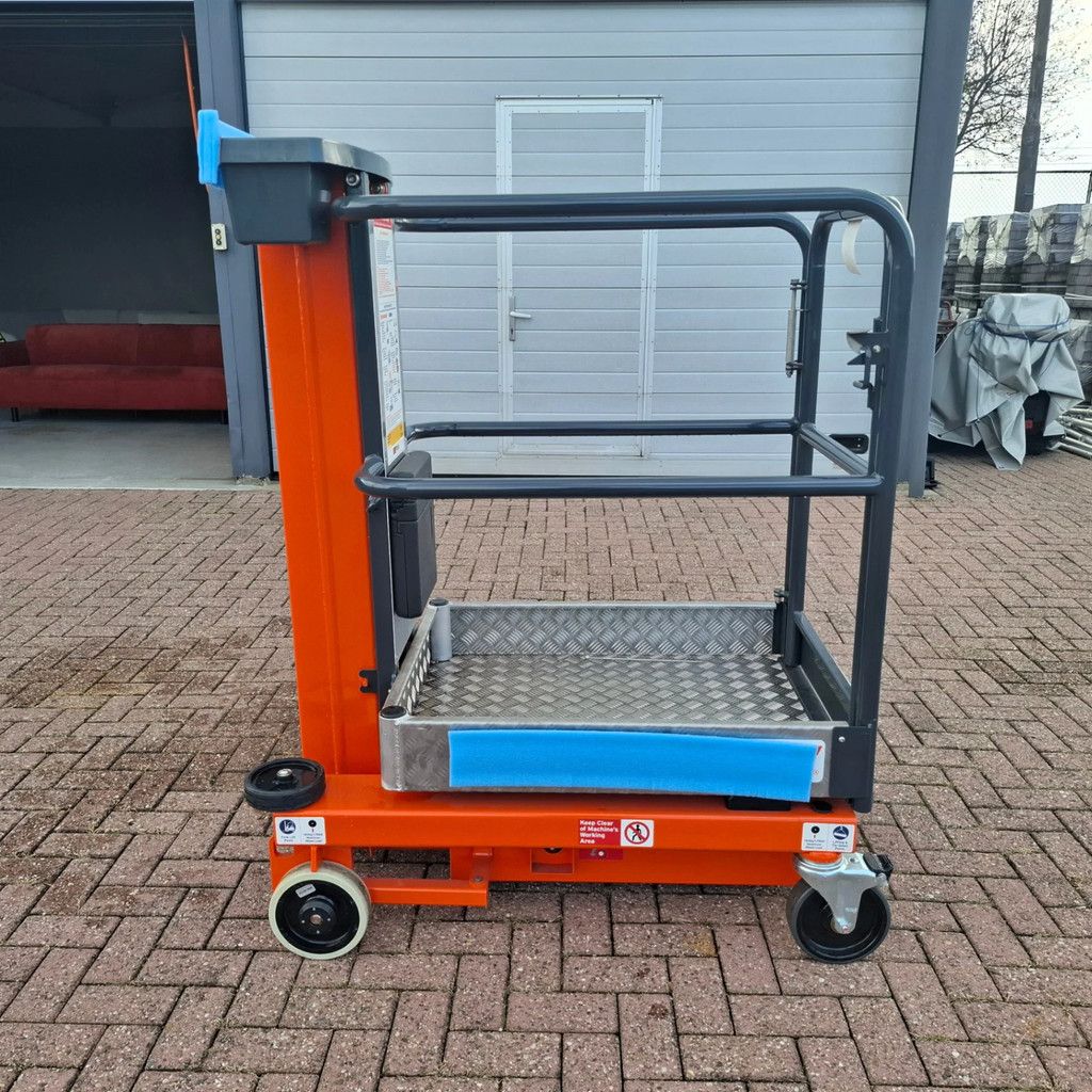 JLG Power Towers Nano Nano