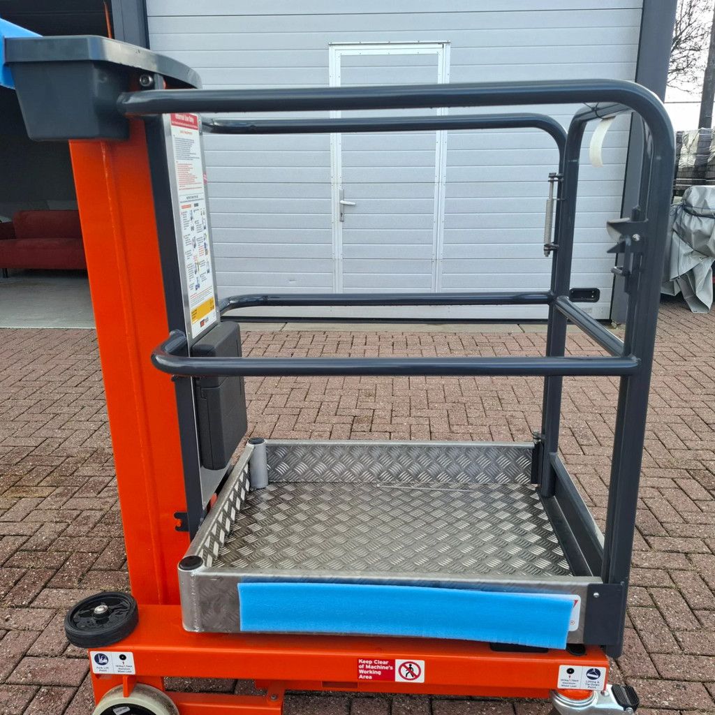 JLG Power Towers Nano Nano