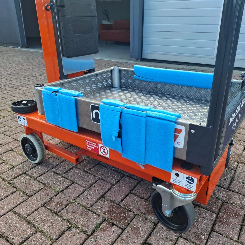 JLG Power Towers Nano Nano
