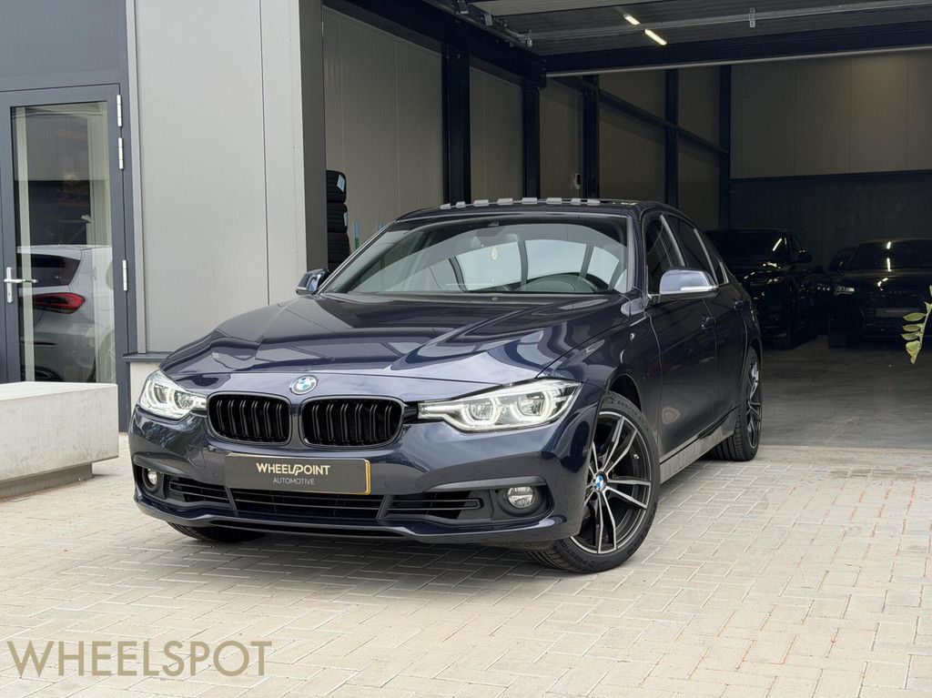 BMW 3-serie 320i M-Sport|Pano|Leder|Memory|Camera|Carplay