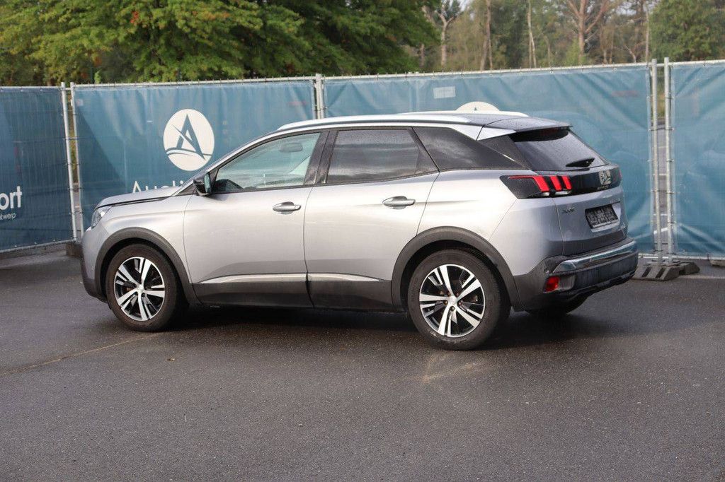 Peugeot 3008 SUV Petrol 130hp 2017