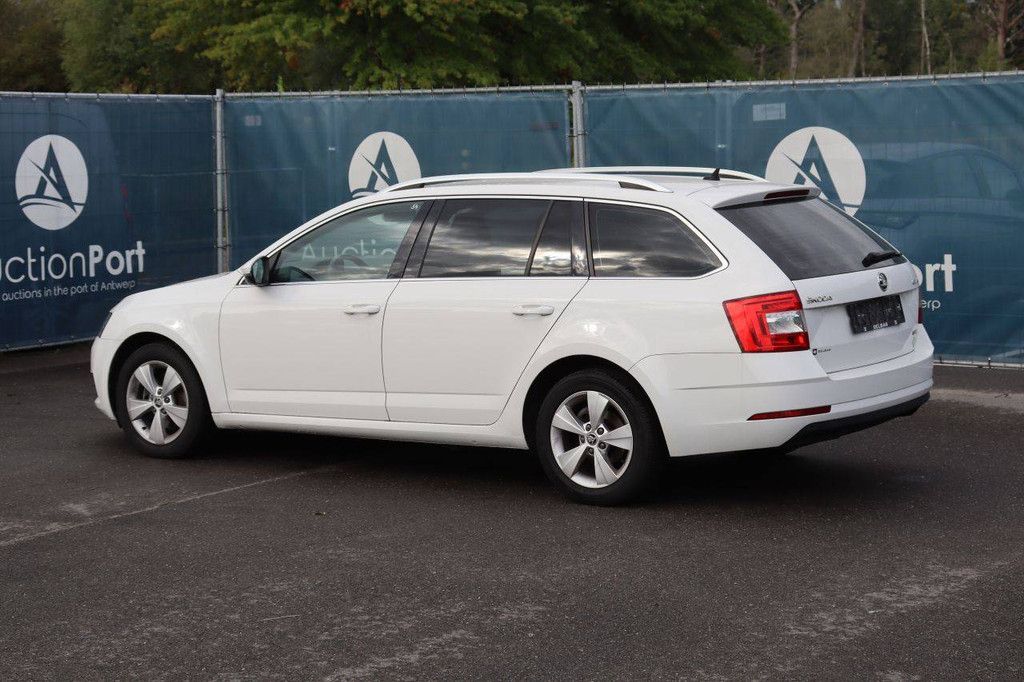 Skoda Octavia Station Wagon Petrol/LPG 130hp 2021 (Margin)