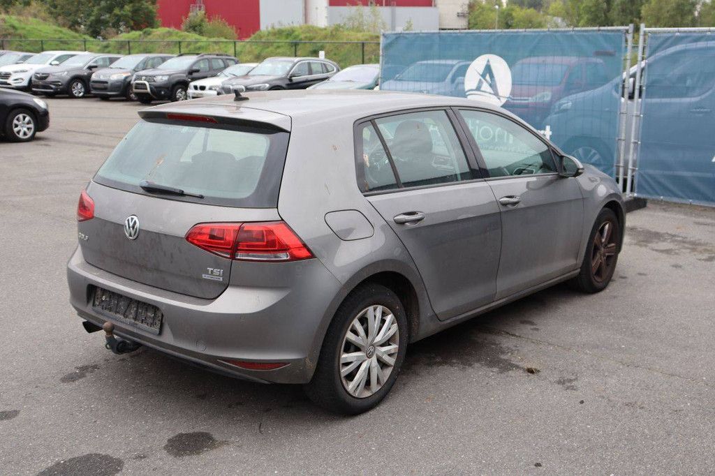 Pkw Volkswagen Golf Benzin 85 PS 2017 (Marge)