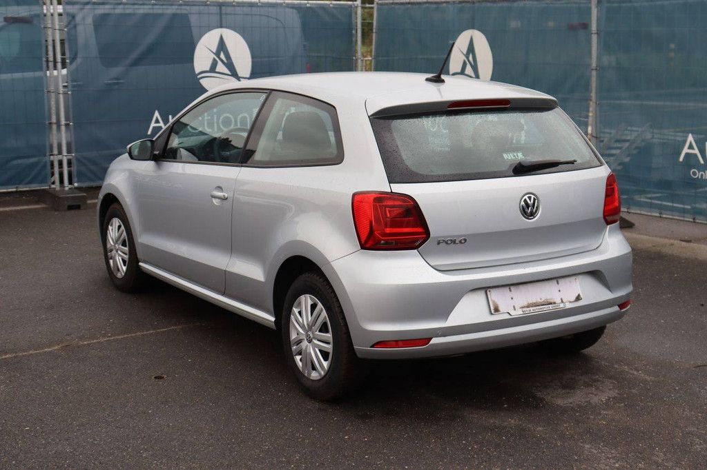 Pkw Volkswagen Polo Benzin 60 PS 2016 (Marge)