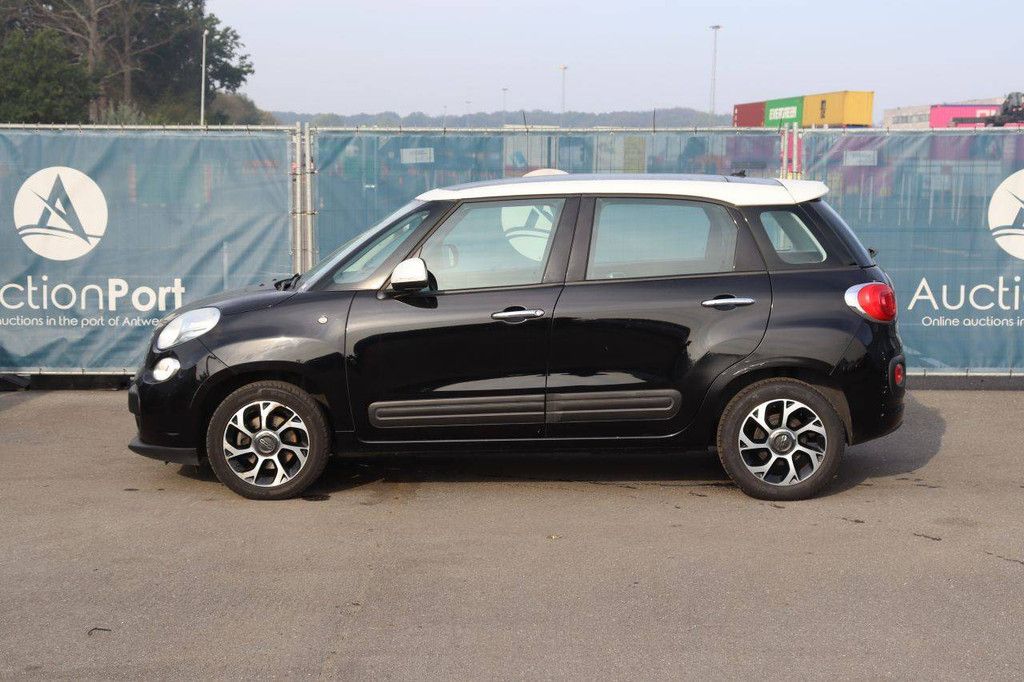 Passenger car Fiat 500L Petrol 95hp 2017 (Margin)