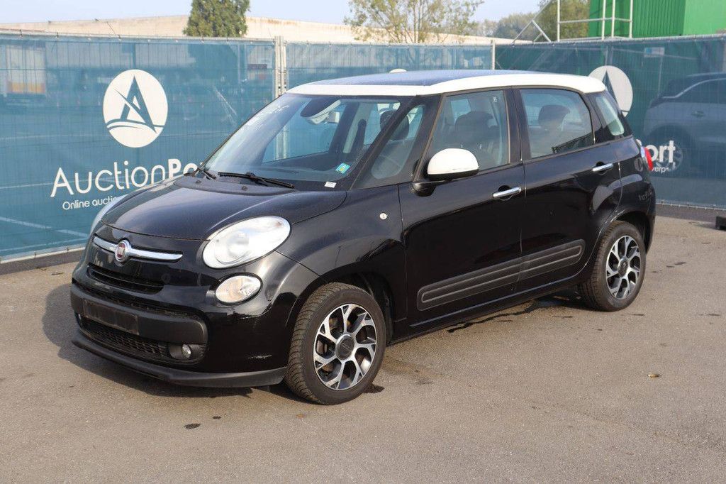 Passenger car Fiat 500L Petrol 95hp 2017 (Margin)