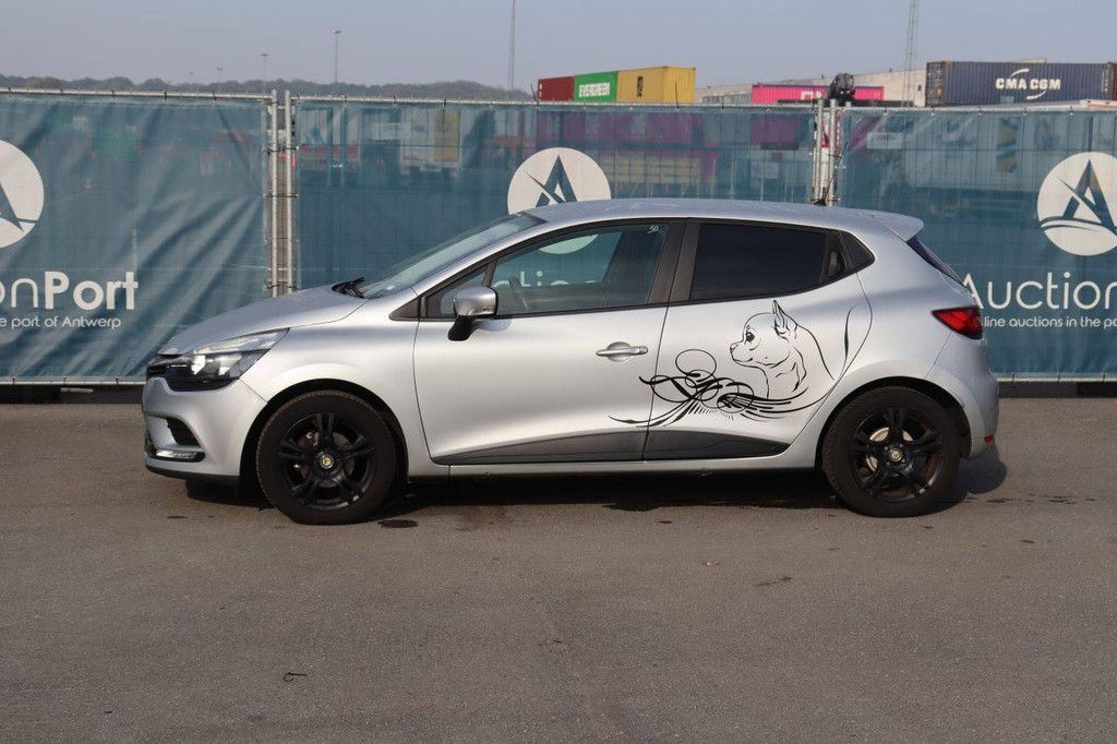 Passenger car Renault Clio Petrol 74hp 2018 (Margin)