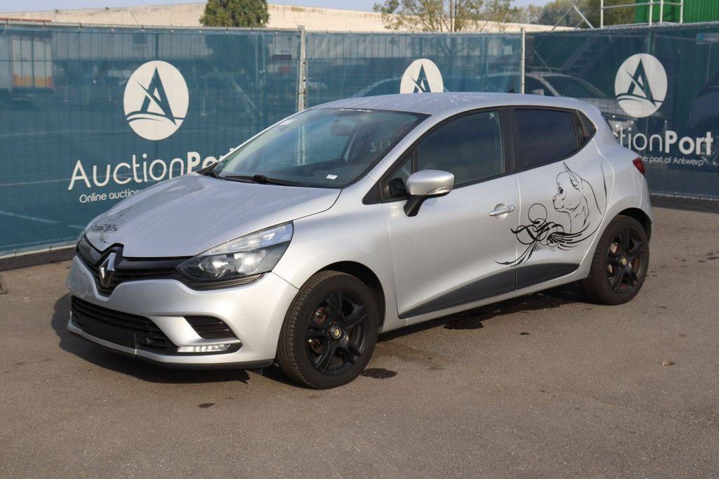 Passenger car Renault Clio Petrol 74hp 2018 (Margin)