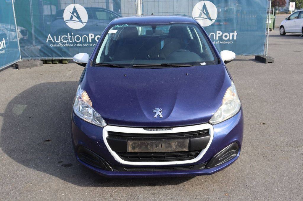 Passenger car Peugeot 208 Petrol 68hp 2016 (Margin)