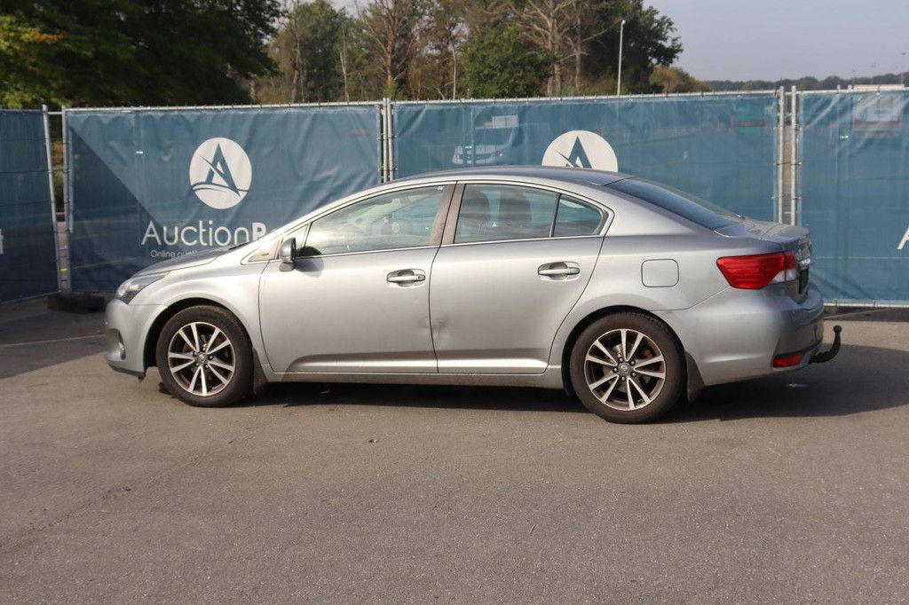 Pkw Toyota Avensis Diesel 124 PS 2012 (Margin)
