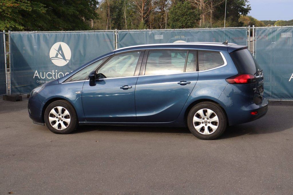 Passenger car Opel Zafira Diesel 136hp 2015 (Margin)
