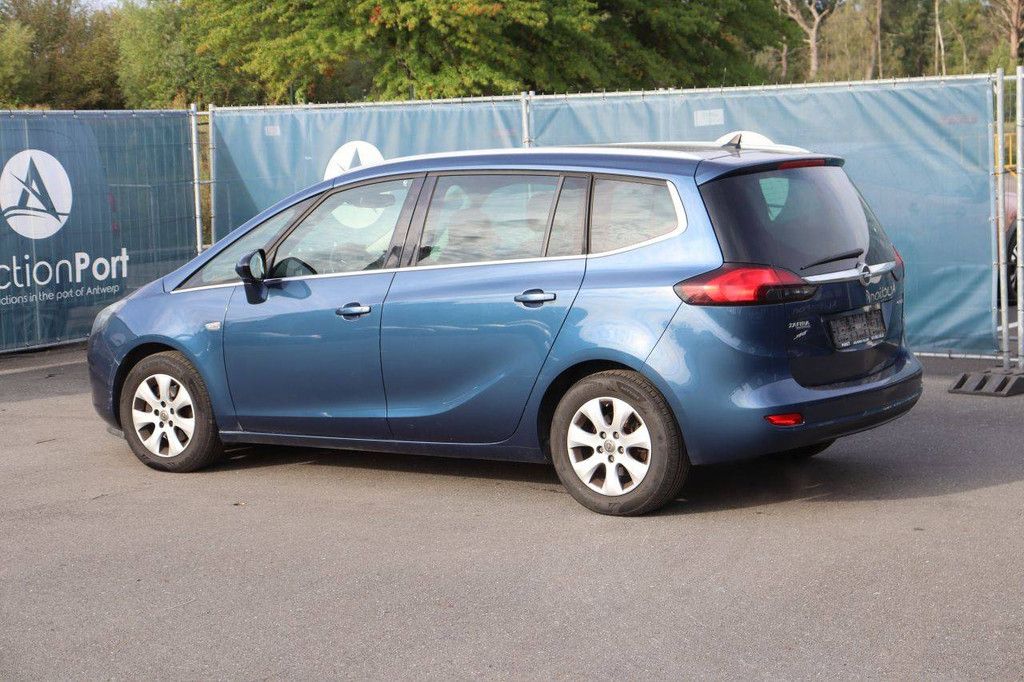 Passenger car Opel Zafira Diesel 136hp 2015 (Margin)
